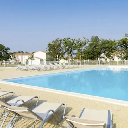 펜션 Maison 2 Au Calme Avec Piscine, Proche Plages Et Commerces - Fr-1-197-484 *
