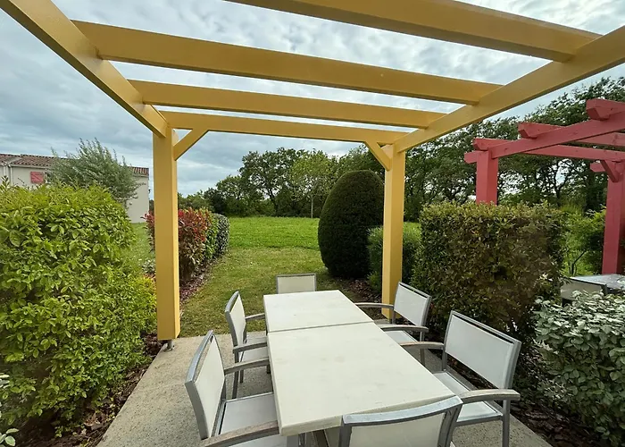 Maison 2 Au Calme Avec Piscine, Proche Plages Et Commerces - Fr-1-197-484 Saint-Hilaire-de-Talmont