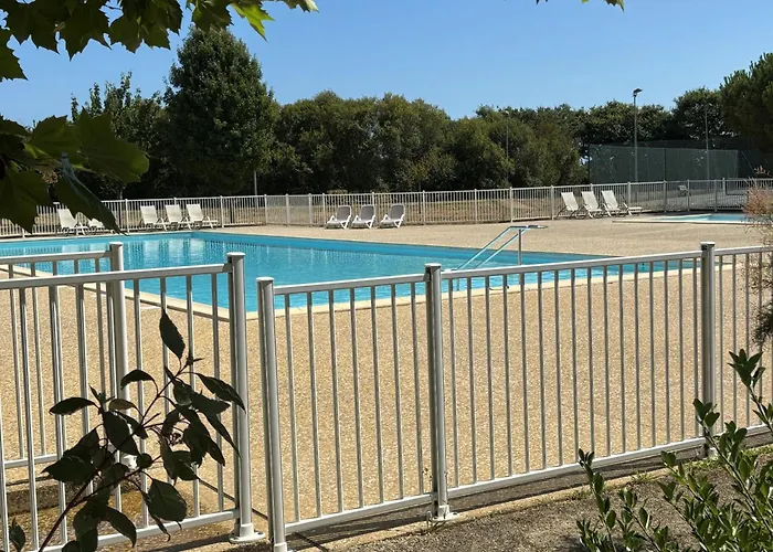 בית נופש Maison 2 Au Calme Avec Piscine, Proche Plages Et Commerces - Fr-1-197-484 *